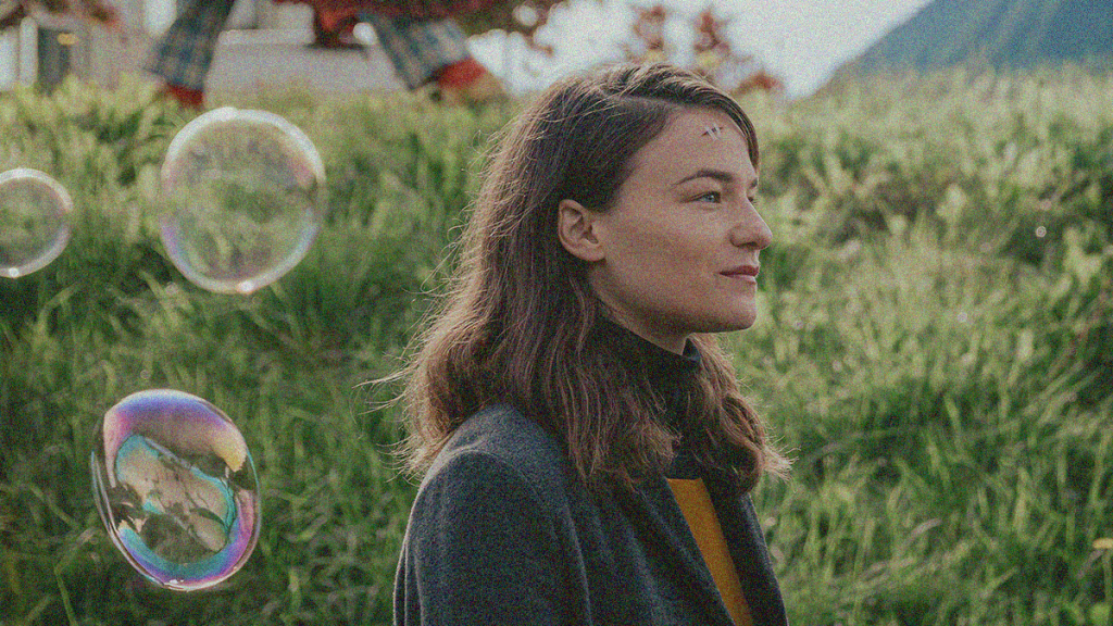 BERLIN26 REVIEW: Vier Minus Drei [Four Minus Three]&nbsp;[2026]